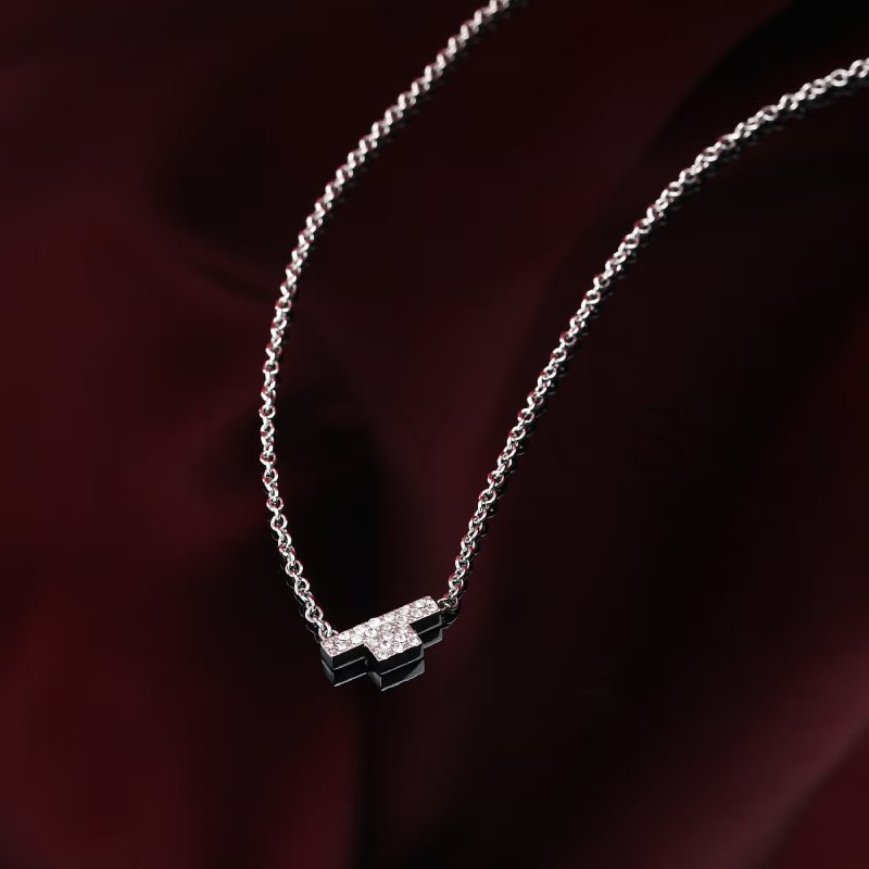 Dámský náhrdelník Trussardi T-Logo TJAXC11